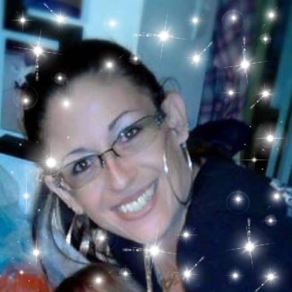 Meet your Posher, Heather - Picture 6 of 10